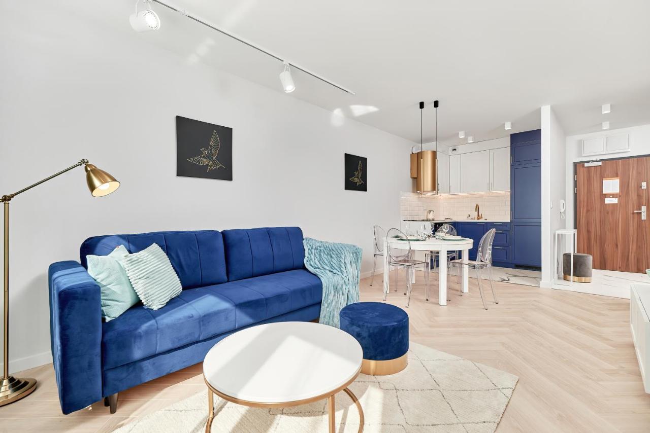 Exclusive Apartments Gwiazdzista With Free Garage Wroclaw By Noclegi Renters Bagian luar foto
